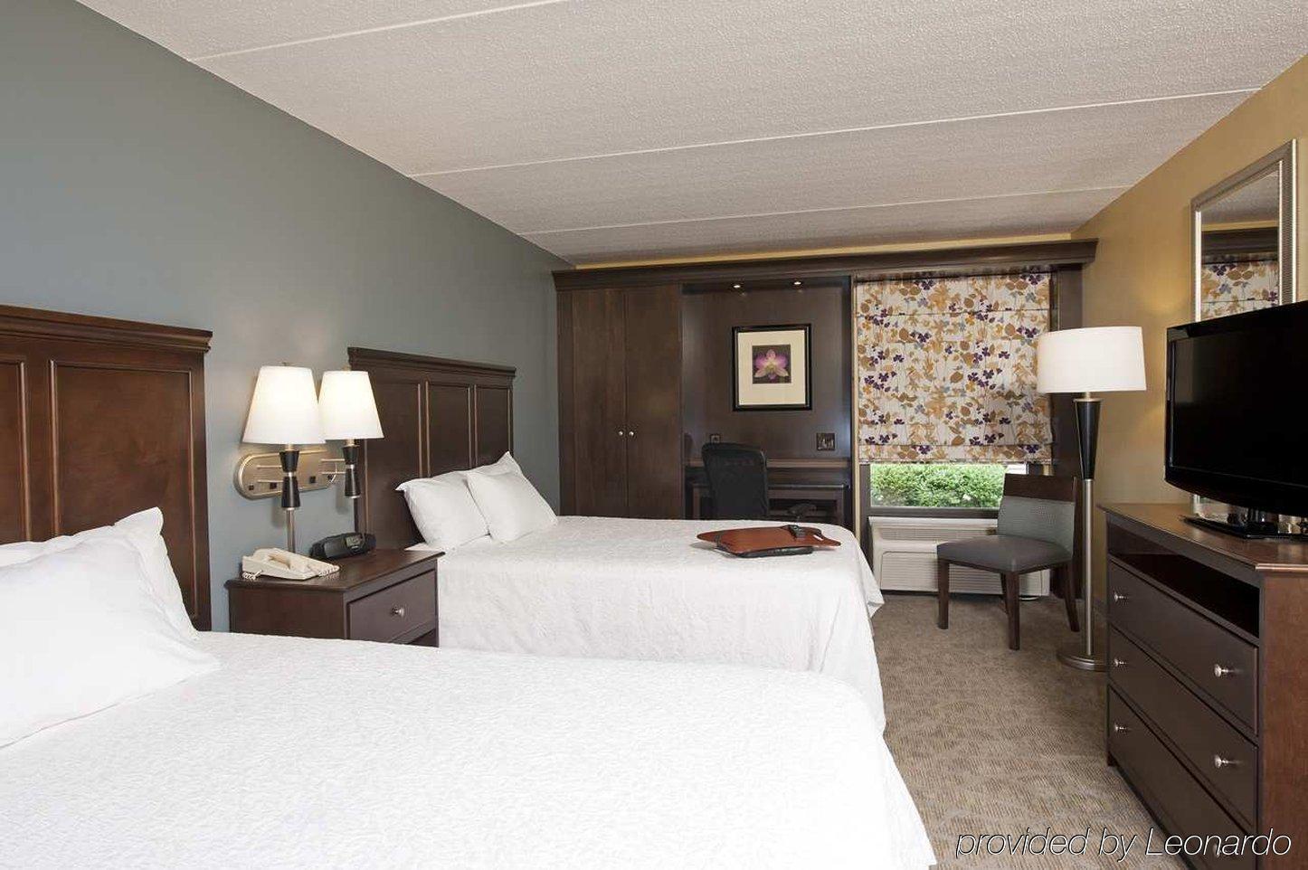 Hampton Inn Janesville Exterior foto